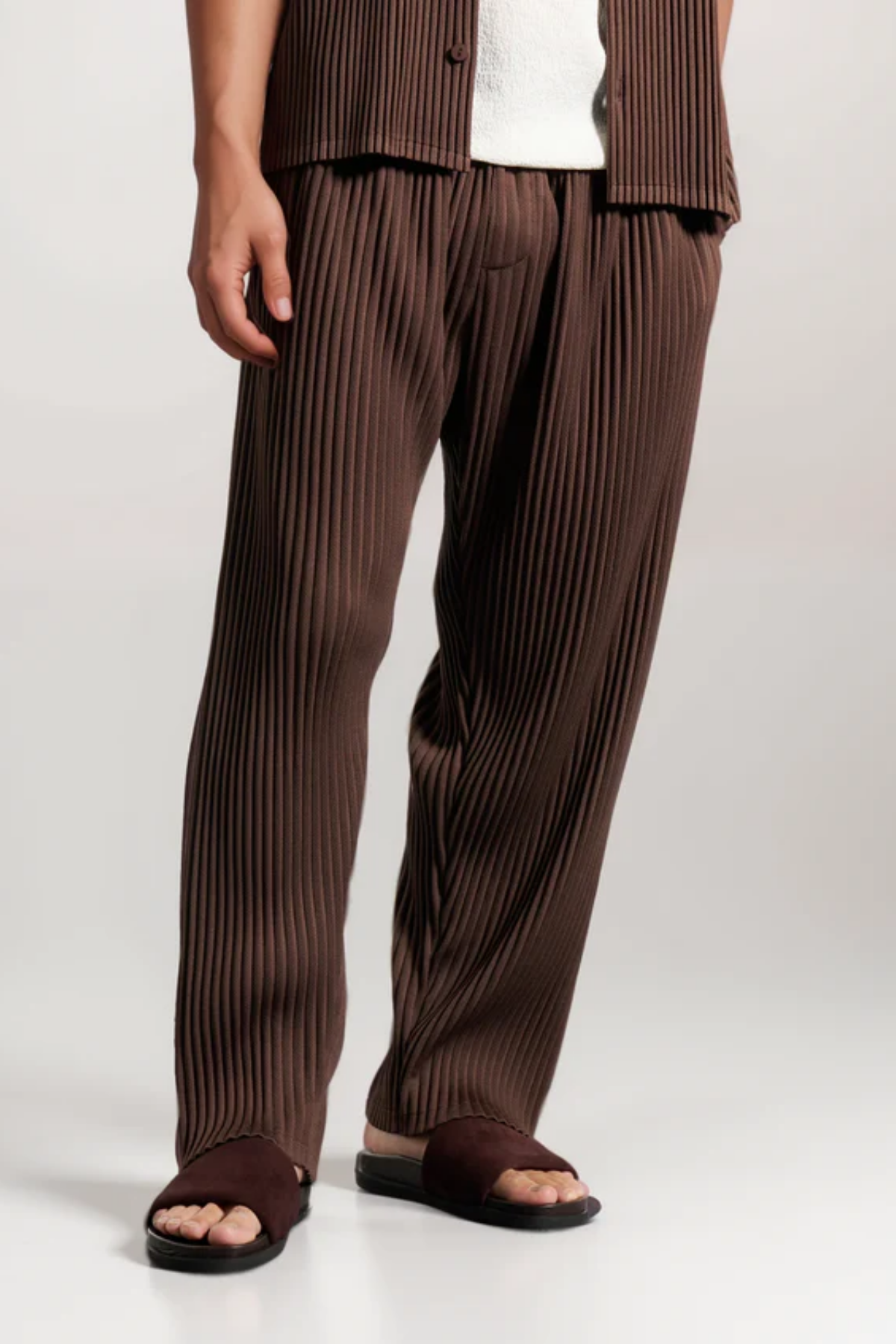 Enzo – Pleated Relaxation – Shirt and Trouser Set-10171633041751-Cedar Noire